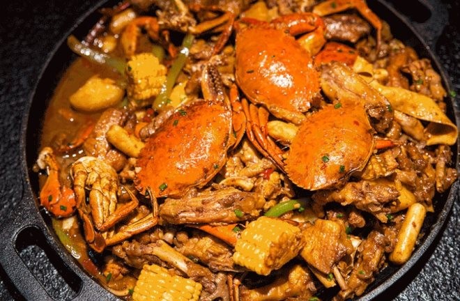 蟹八方肉蟹煲