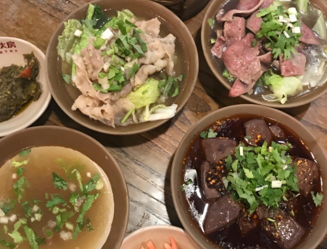 牛伙房碗碗牛肉