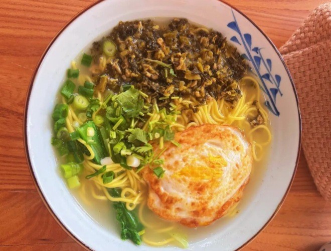 渝虹老壇酸菜面