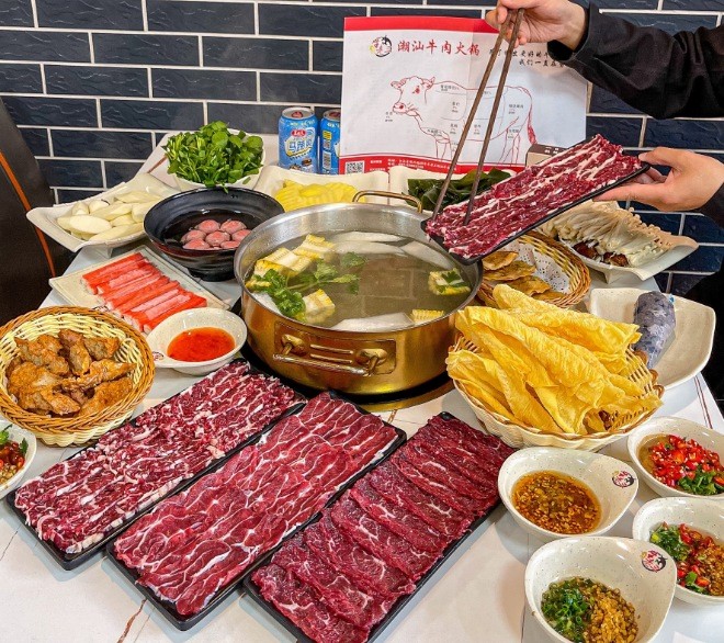 潮尚牛肉村