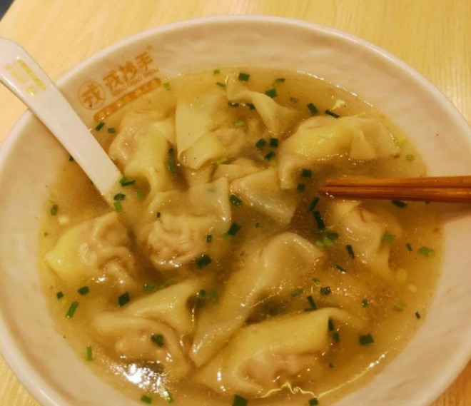 戎抄手