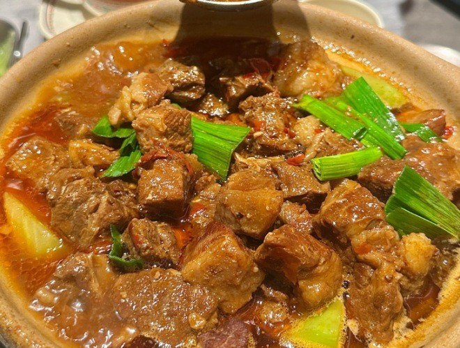 砂鍋牛腩煲