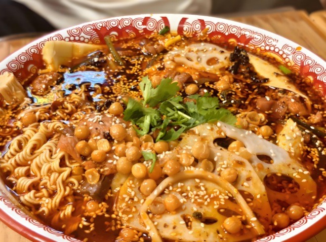香满街冒菜