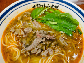 喬杉杉生燙牛肉米線合作熱潮席卷全國，市場潛力巨大