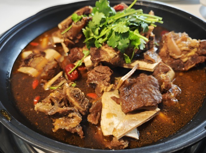 大骨头火锅