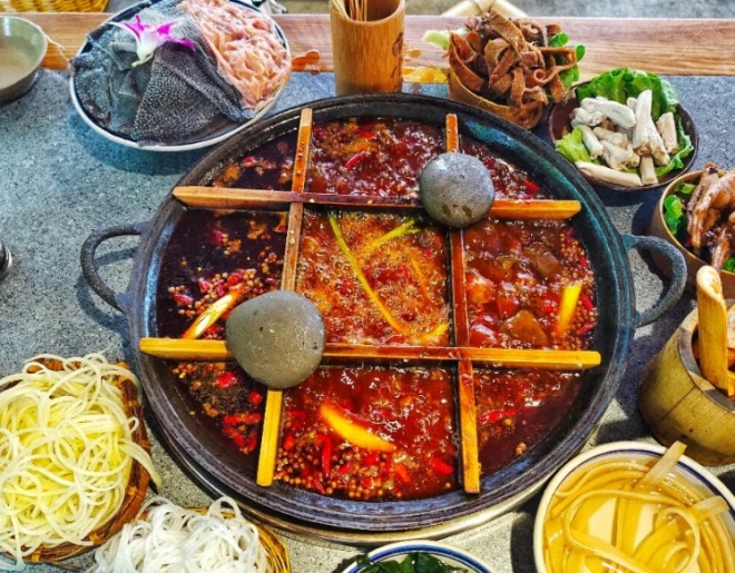 巴渝隆重慶老火鍋加盟