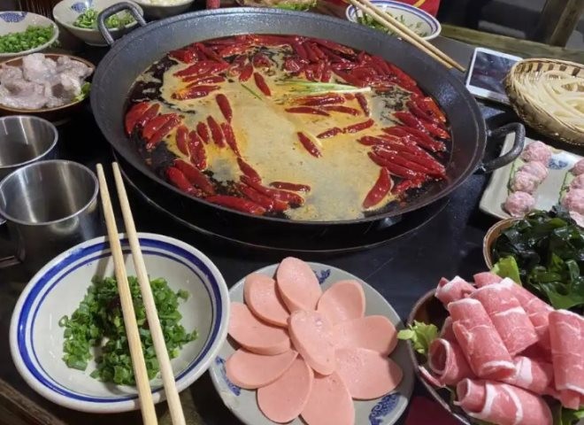 巴渝隆重慶老火鍋