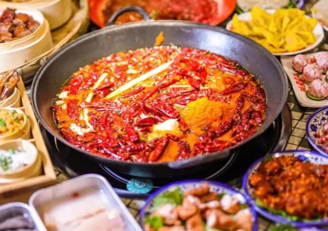 辣爺重慶老火鍋加盟