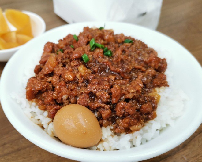 沙茶卤肉饭