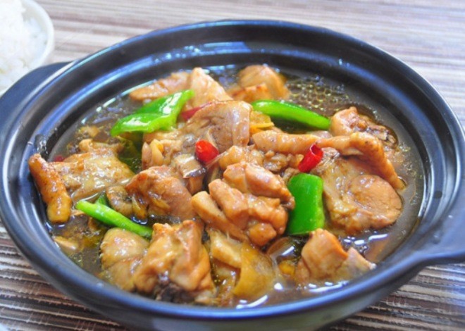 御膳客黄焖鸡米饭