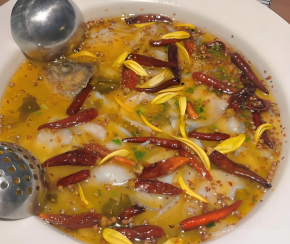 2025年是否适合加入文先生酸菜鱼米饭这个项目？