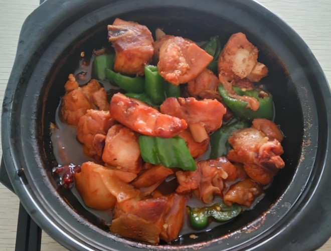 味小福黄焖鸡米饭