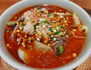 市井邊邊火鍋冒菜加盟有市場嗎？投資開店容易嗎？