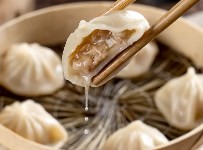 灌汤小笼包
